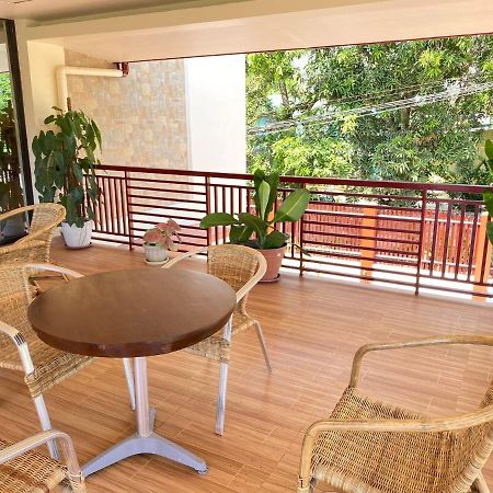 Tessie'S Home Stay Bed & Breakfast Puerto Princesa Buitenkant foto