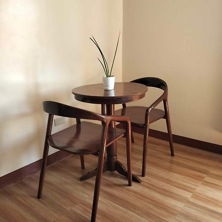Tessie'S Home Stay Bed & Breakfast Puerto Princesa Buitenkant foto