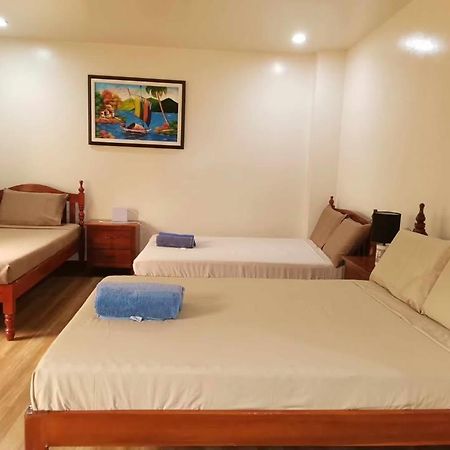 Tessie'S Home Stay Bed & Breakfast Puerto Princesa Buitenkant foto