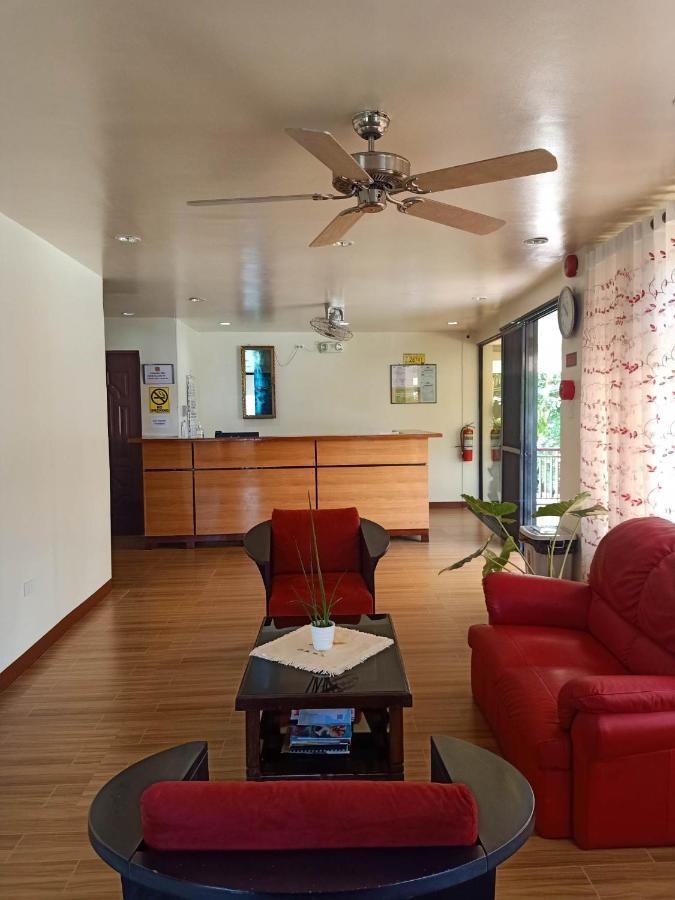 Tessie'S Home Stay Bed & Breakfast Puerto Princesa Buitenkant foto