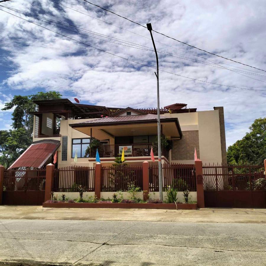 Tessie'S Home Stay Bed & Breakfast Puerto Princesa Buitenkant foto
